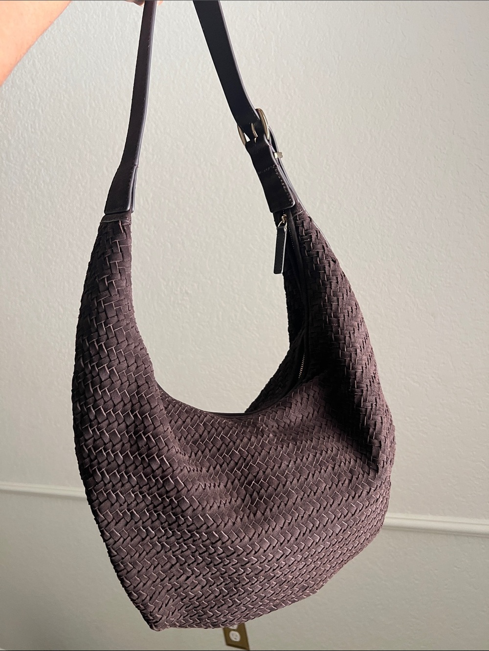 Madewell Essentials Curve Shoulder Bag - Dark Carob - Picture 5 of 7